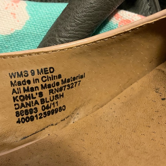 Candie’s Peeptoe Wedges - Picture 13 of 13